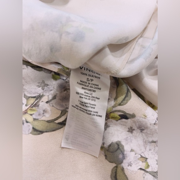 NWT $345 Vince Hazy Blossom Collared Silk Blouse - Picture 8 of 8